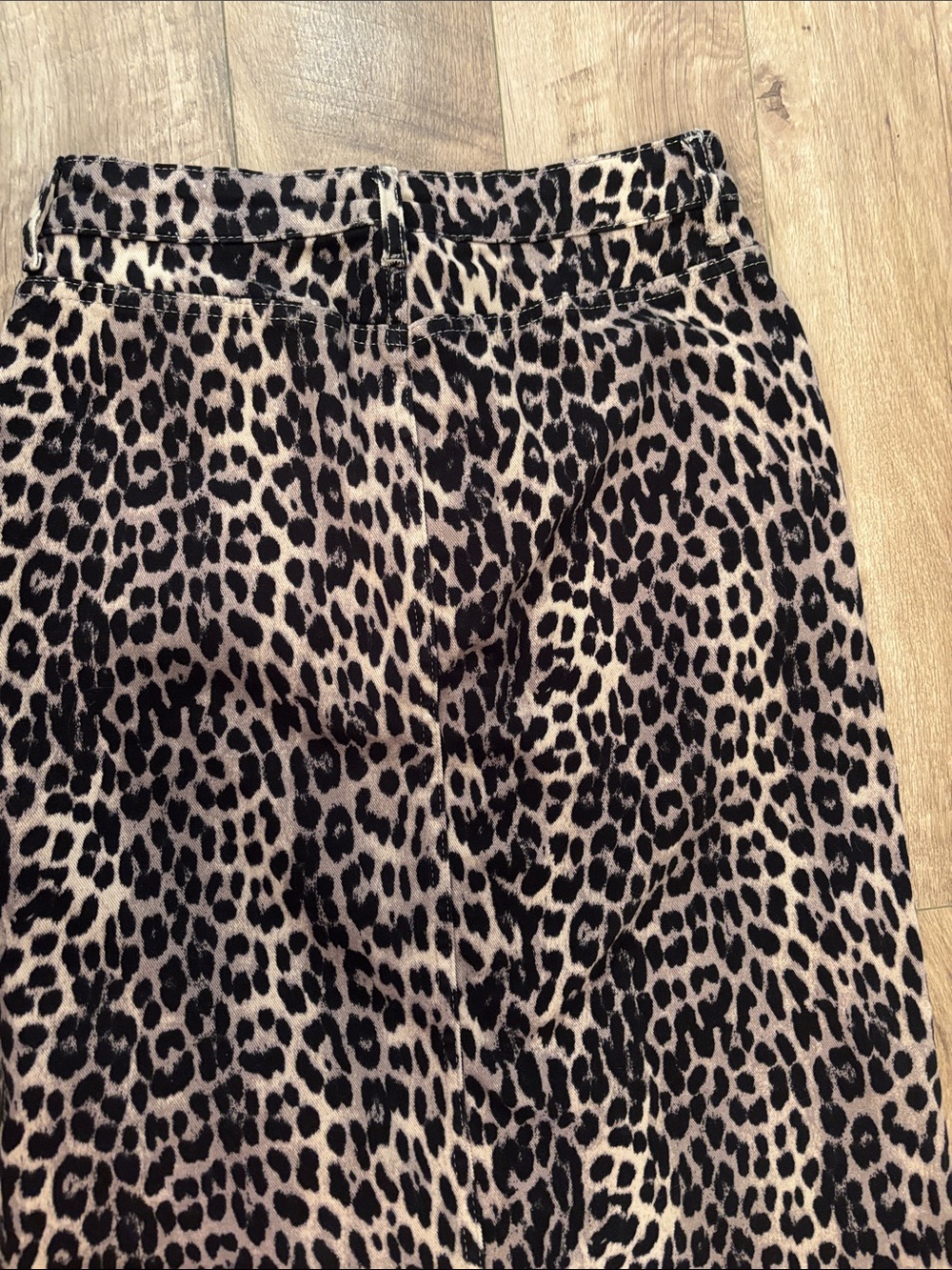 Only Leopard Print Maxi Skirt in Beige and Black - Picture 3 of 4